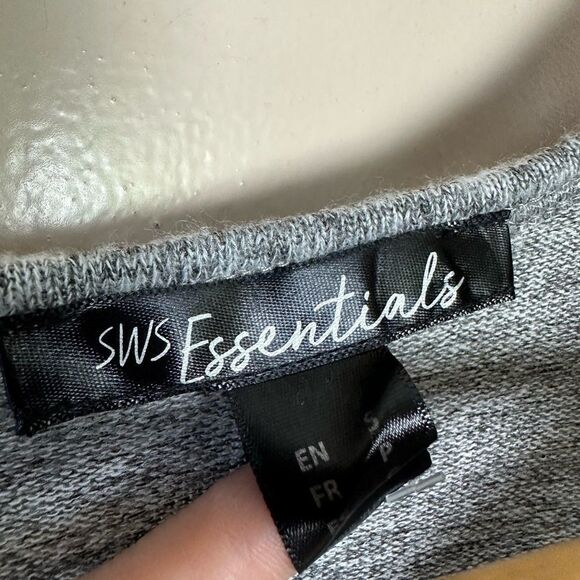 CLEARANCE! Gray Boutique Crewneck Full Length Sweater Size S NWT - Picture 5 of 5